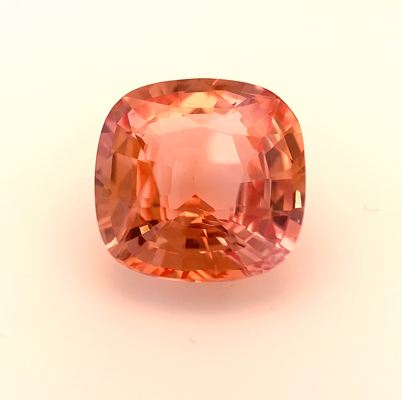 Pink sapphire halo ring photo captured with GemSparkle