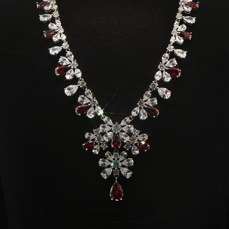 Diamond necklace photo captured with GemSparkle