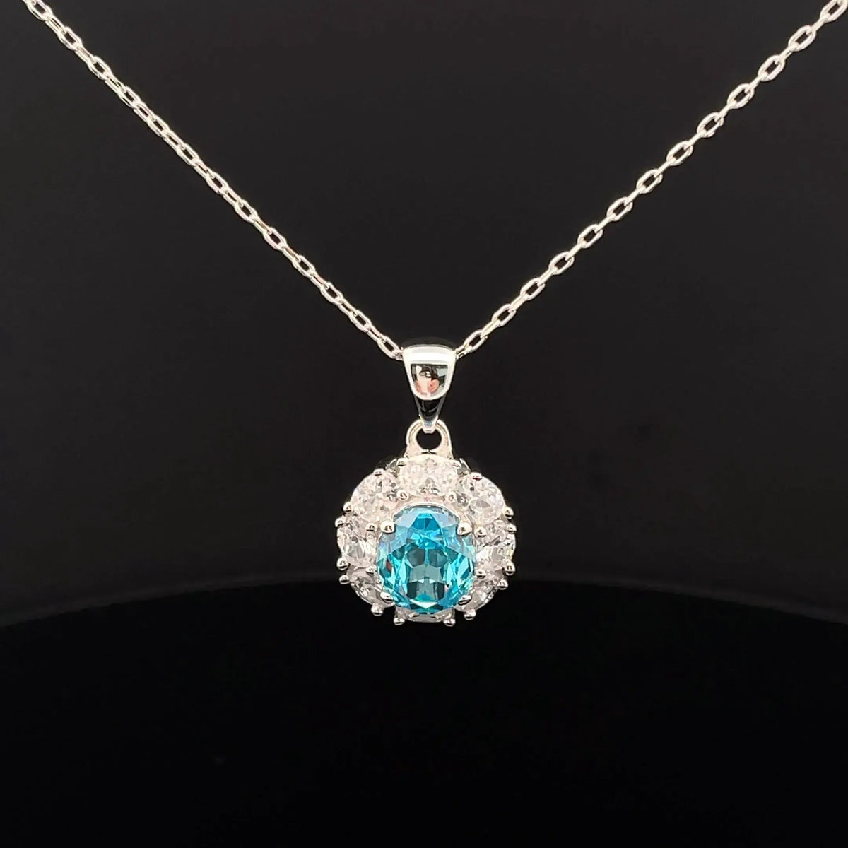 Diamond captured on phone